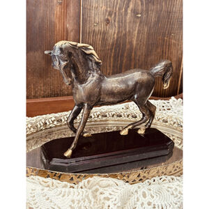 Vintage Solid Bronze Horse Sculpture On High Gloss Dark Wooden Base 7.5”x8.5”